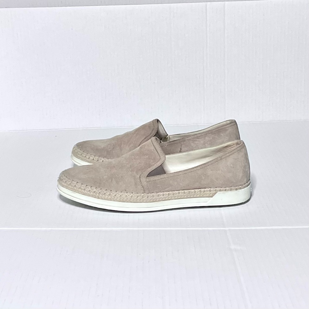 TOD’s Leather Espadrille Loafers - Picture 2 of 10